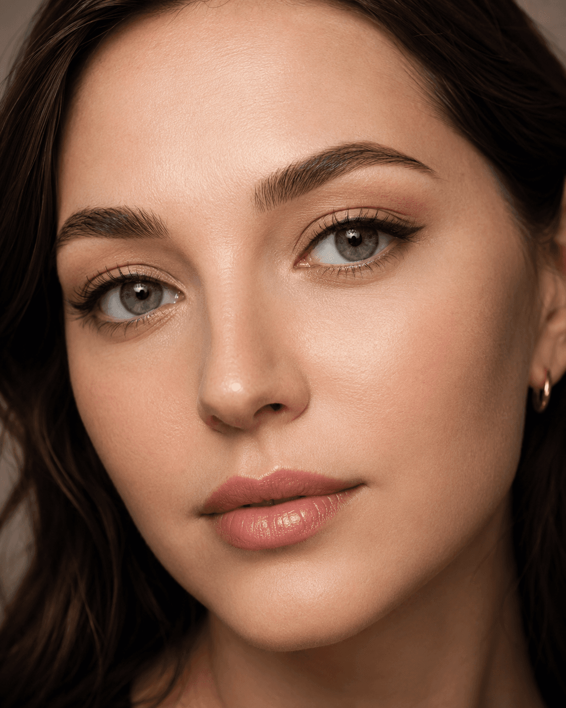 Invisible lash line enhancement